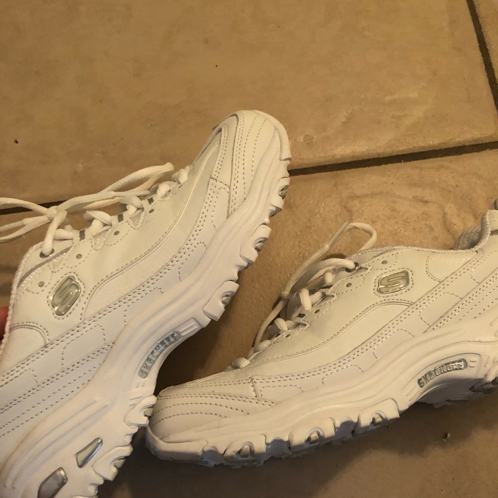 Sketchers Air Cool Memory Foam Sneakers